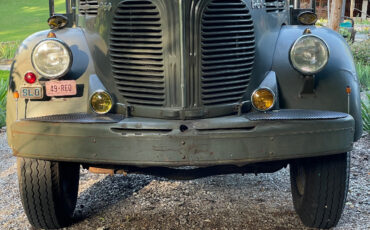 REO-Speedwagon-1949-Wagon-1