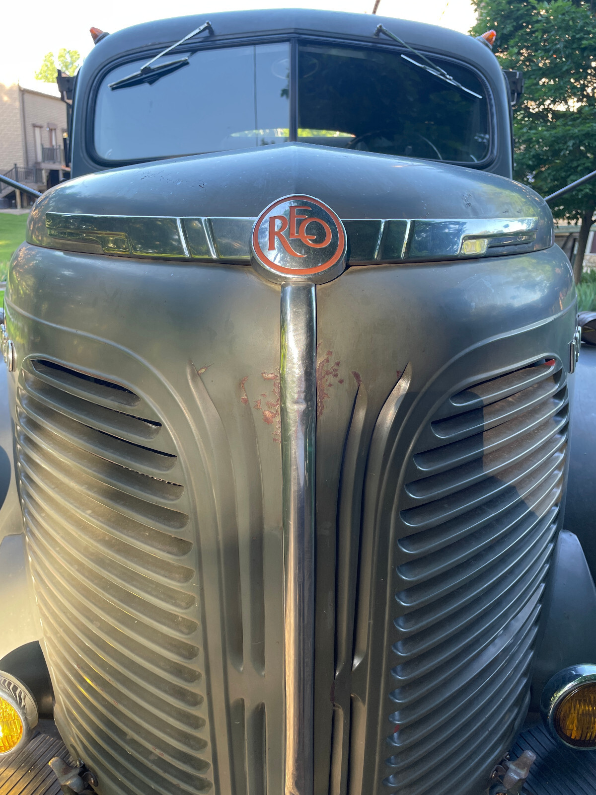 REO-Speedwagon-1949-Wagon-6