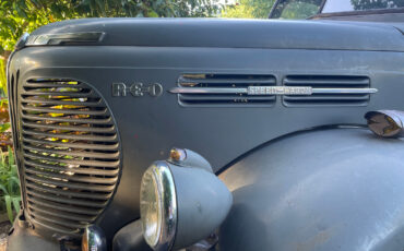 REO-Speedwagon-1949-Wagon-7