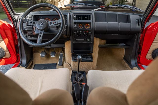 Renault-5-1983-14