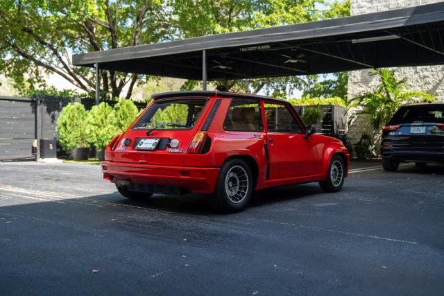 Renault-5-1983-4