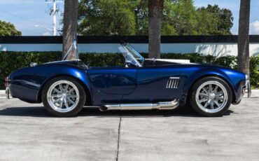 ReplicaKit-Makes-Cobra-1965-Convertible-3