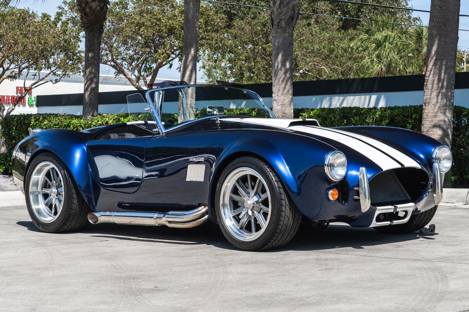 ReplicaKit-Makes-Cobra-1965-Convertible-4