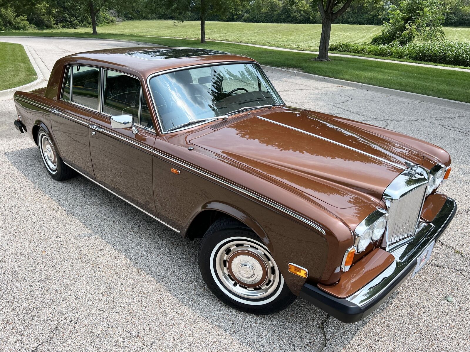 Rolls-Royce-Bentley-T2-1980