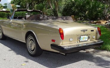 Rolls-Royce-Corniche-1983-Convertible-4