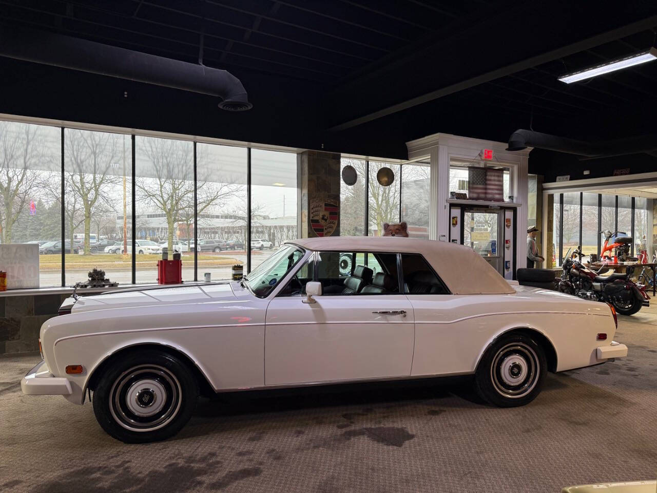 Rolls-Royce-Corniche-1985-Coupe-2
