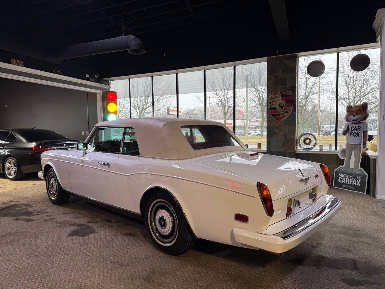 Rolls-Royce-Corniche-1985-Coupe-3