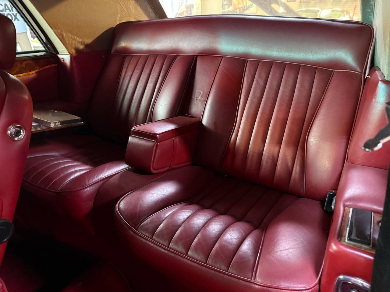 Rolls-Royce-Corniche-1985-Coupe-32