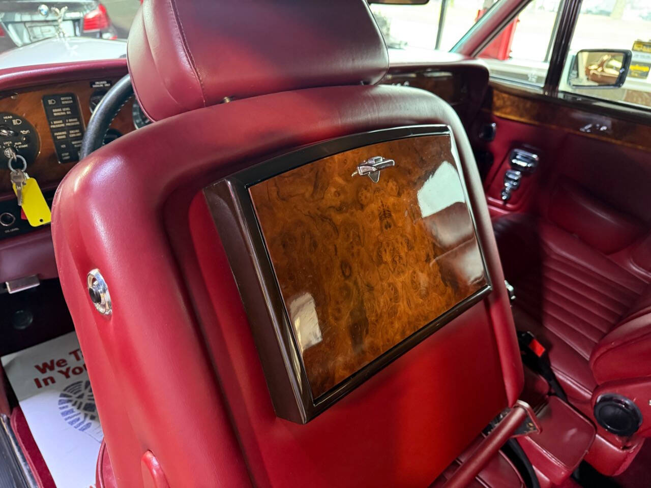 Rolls-Royce-Corniche-1985-Coupe-36