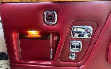 Rolls-Royce-Corniche-1985-Coupe-39