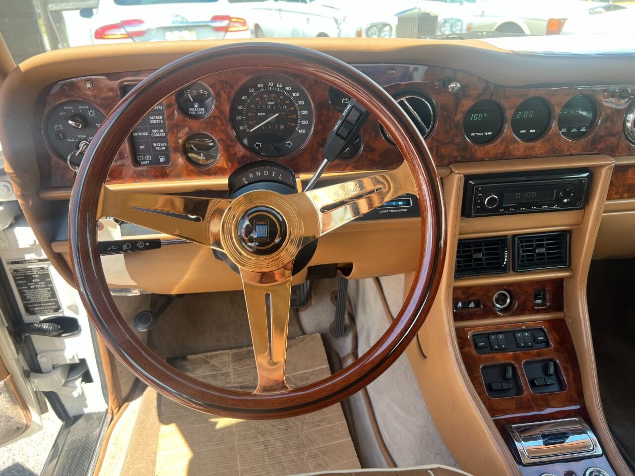 Rolls-Royce-Corniche-1988-Convertible-10