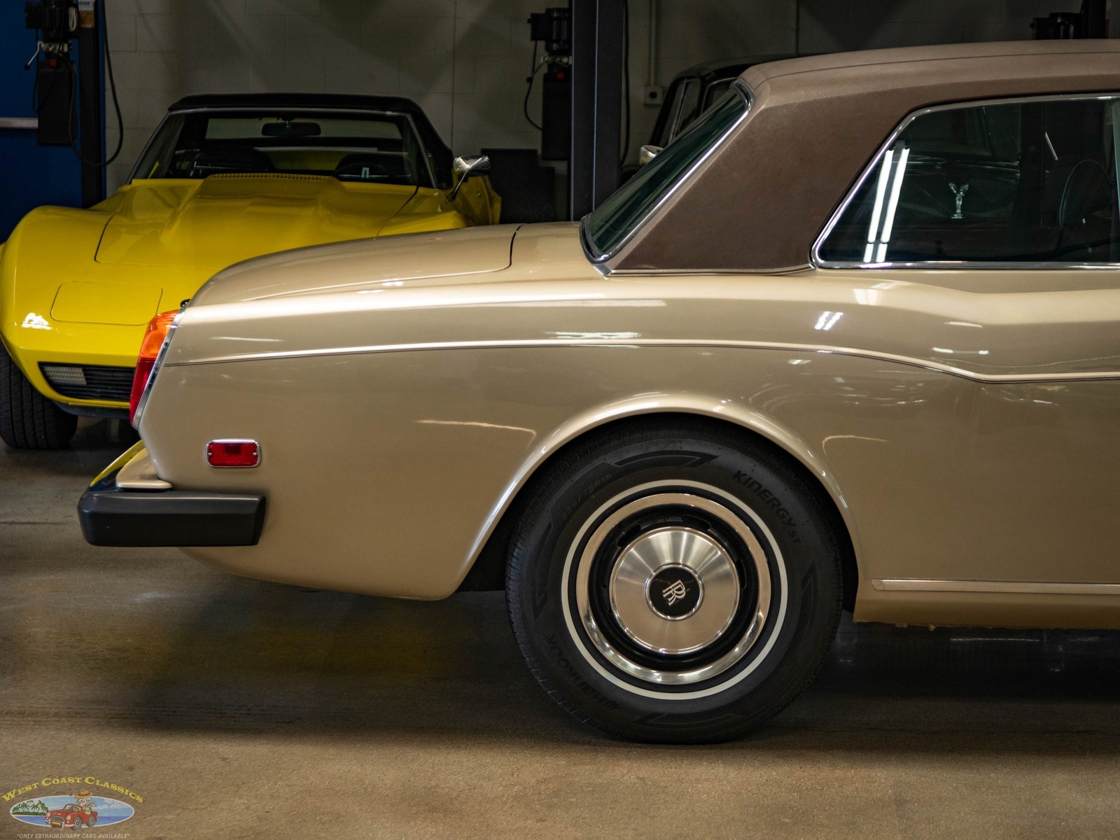 Rolls-Royce-Corniche-2-Door-1978-2-Door-Coupe-1