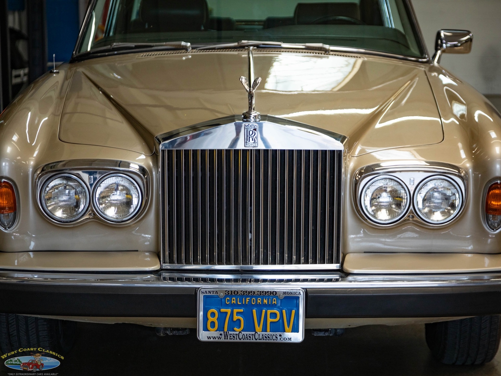 Rolls-Royce-Corniche-2-Door-1978-2-Door-Coupe-14