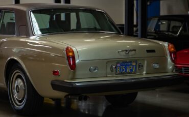 Rolls-Royce-Corniche-2-Door-1978-2-Door-Coupe-23