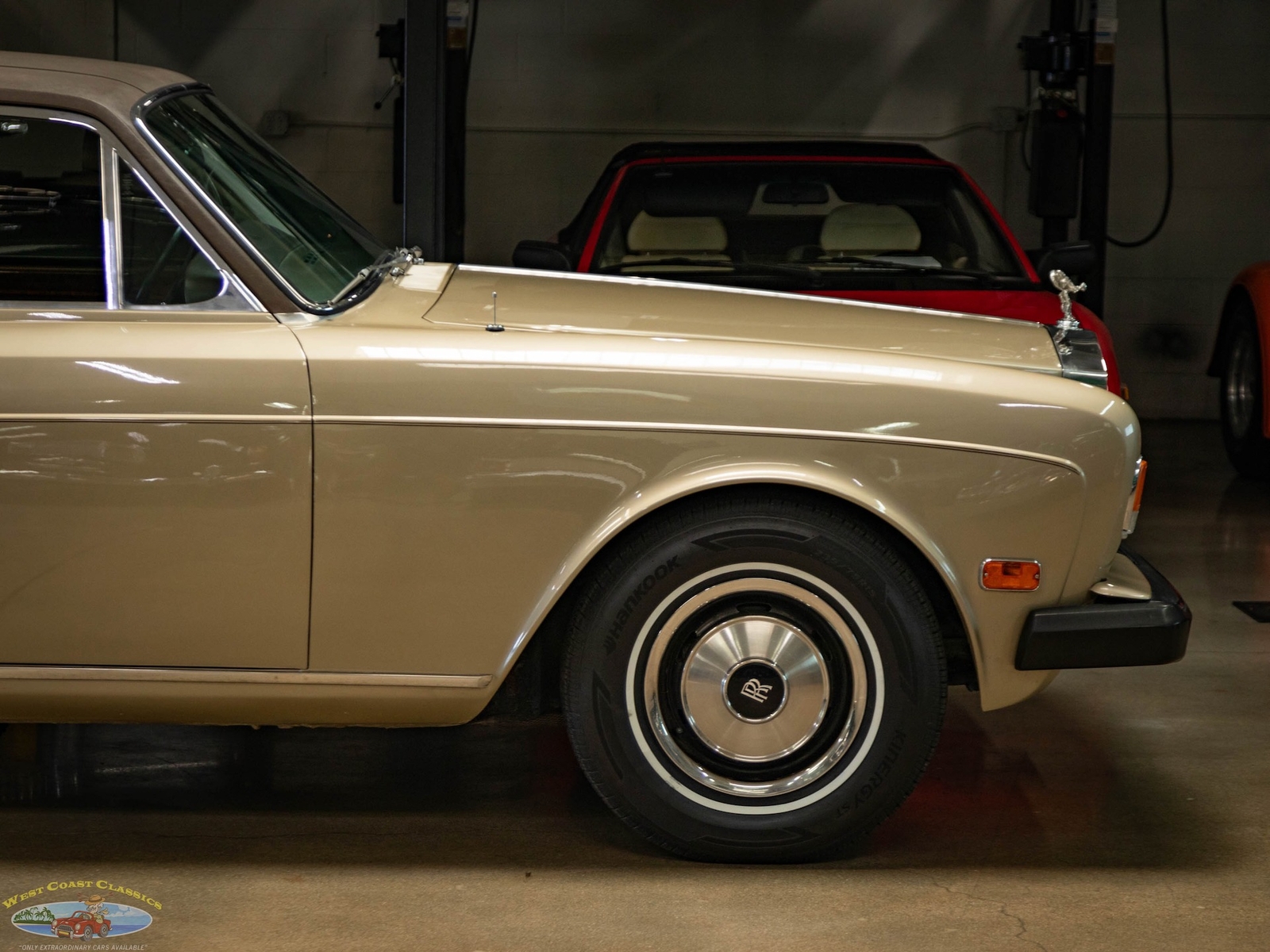 Rolls-Royce-Corniche-2-Door-1978-2-Door-Coupe-3