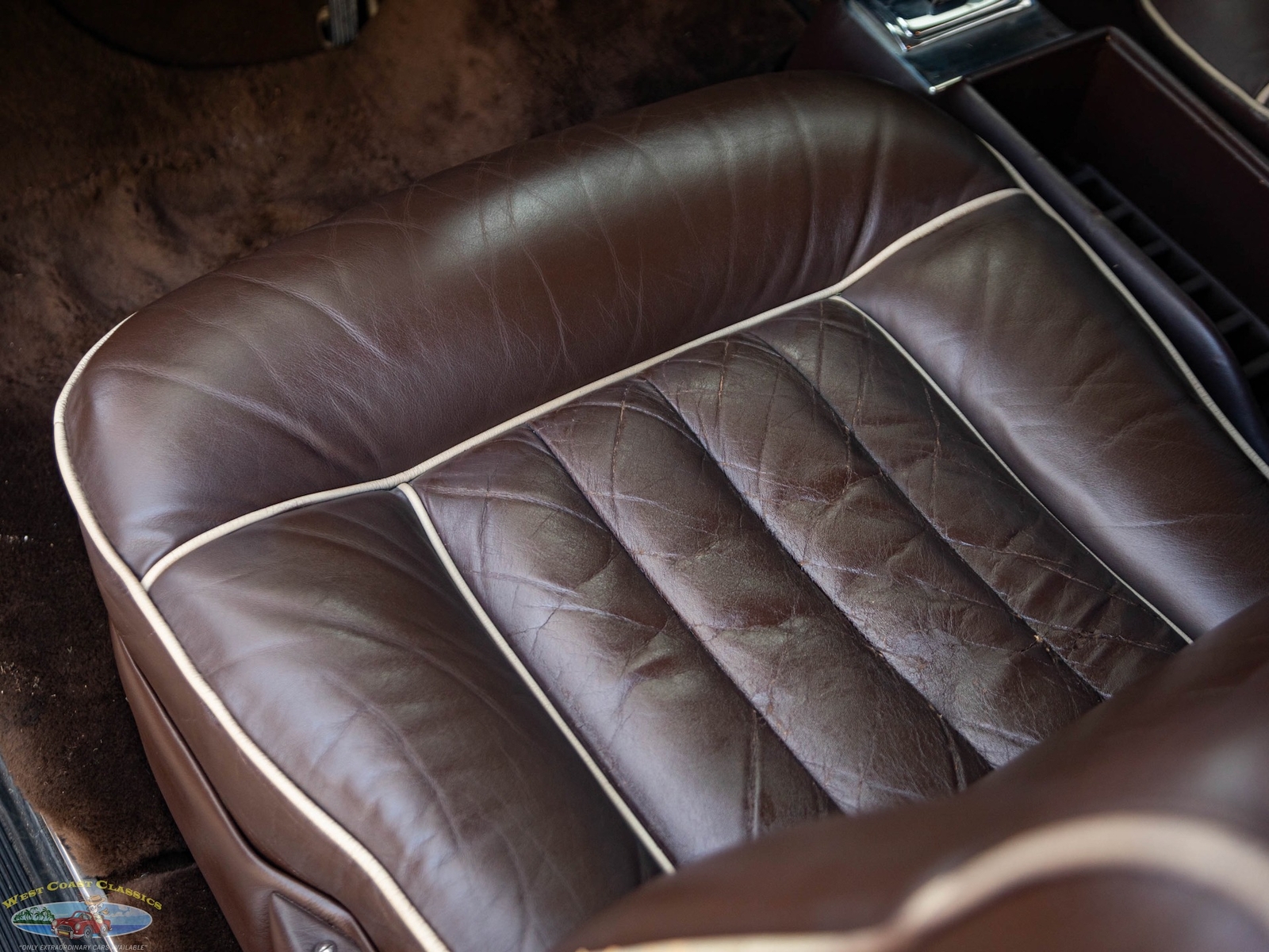 Rolls-Royce-Corniche-2-Door-1978-2-Door-Coupe-33