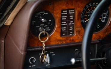 Rolls-Royce-Corniche-2-Door-1978-2-Door-Coupe-35