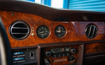 Rolls-Royce-Corniche-2-Door-1978-2-Door-Coupe-37