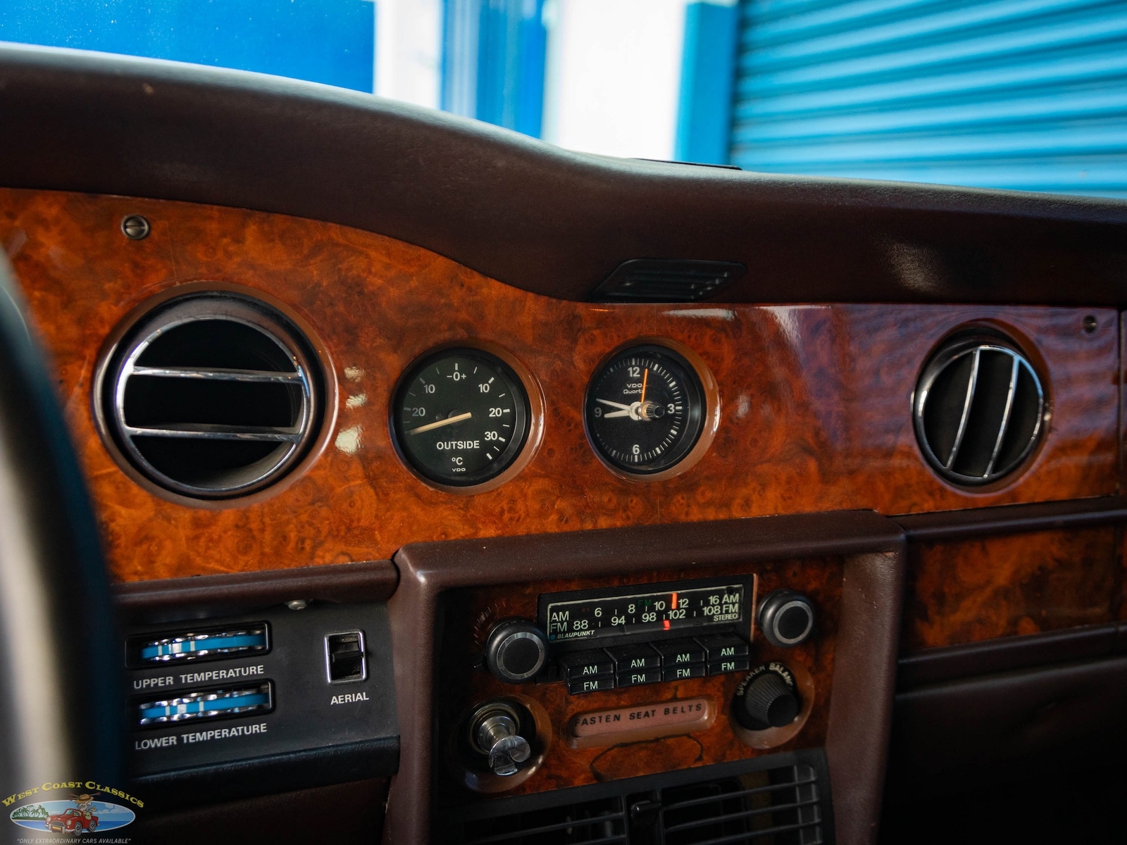 Rolls-Royce-Corniche-2-Door-1978-2-Door-Coupe-37