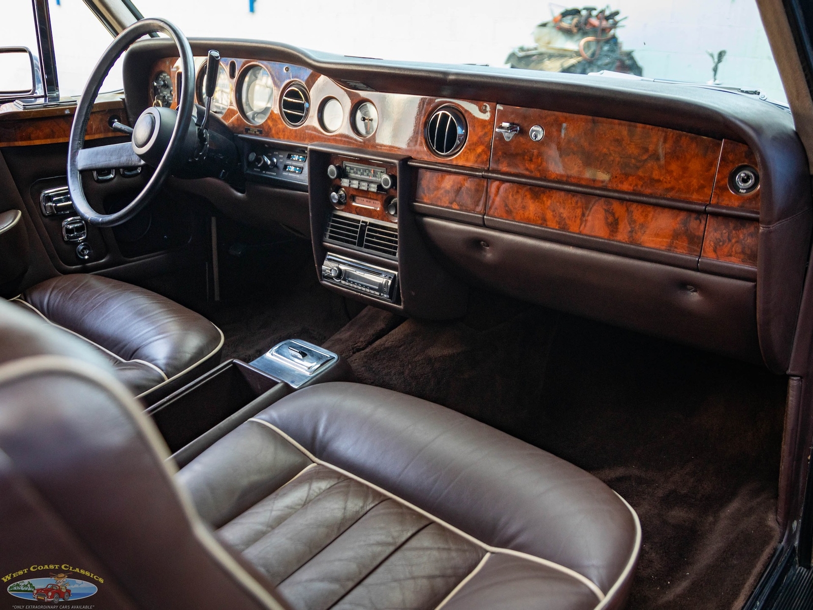 Rolls-Royce-Corniche-2-Door-1978-2-Door-Coupe-39