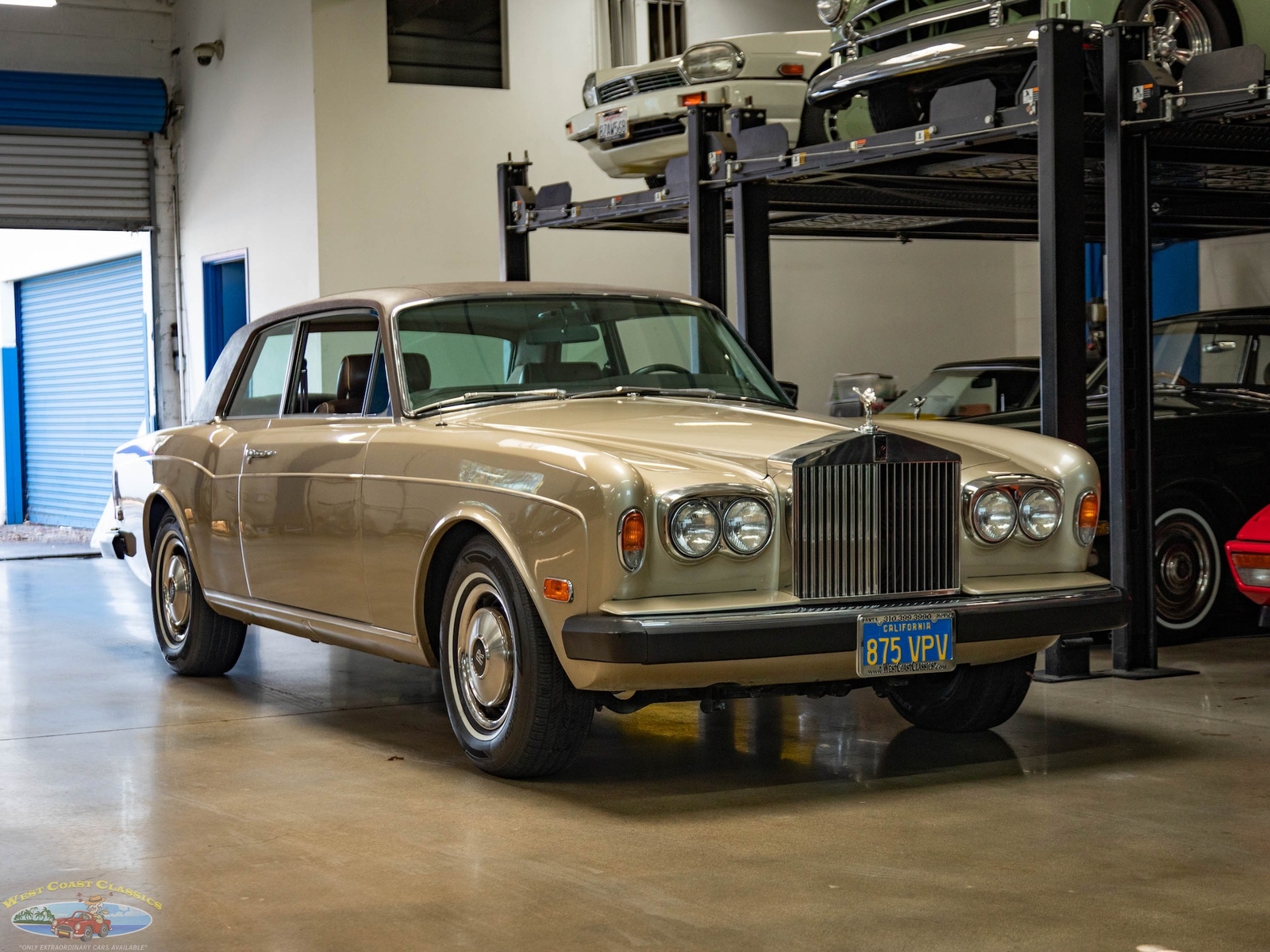 Rolls-Royce-Corniche-2-Door-1978-2-Door-Coupe-9