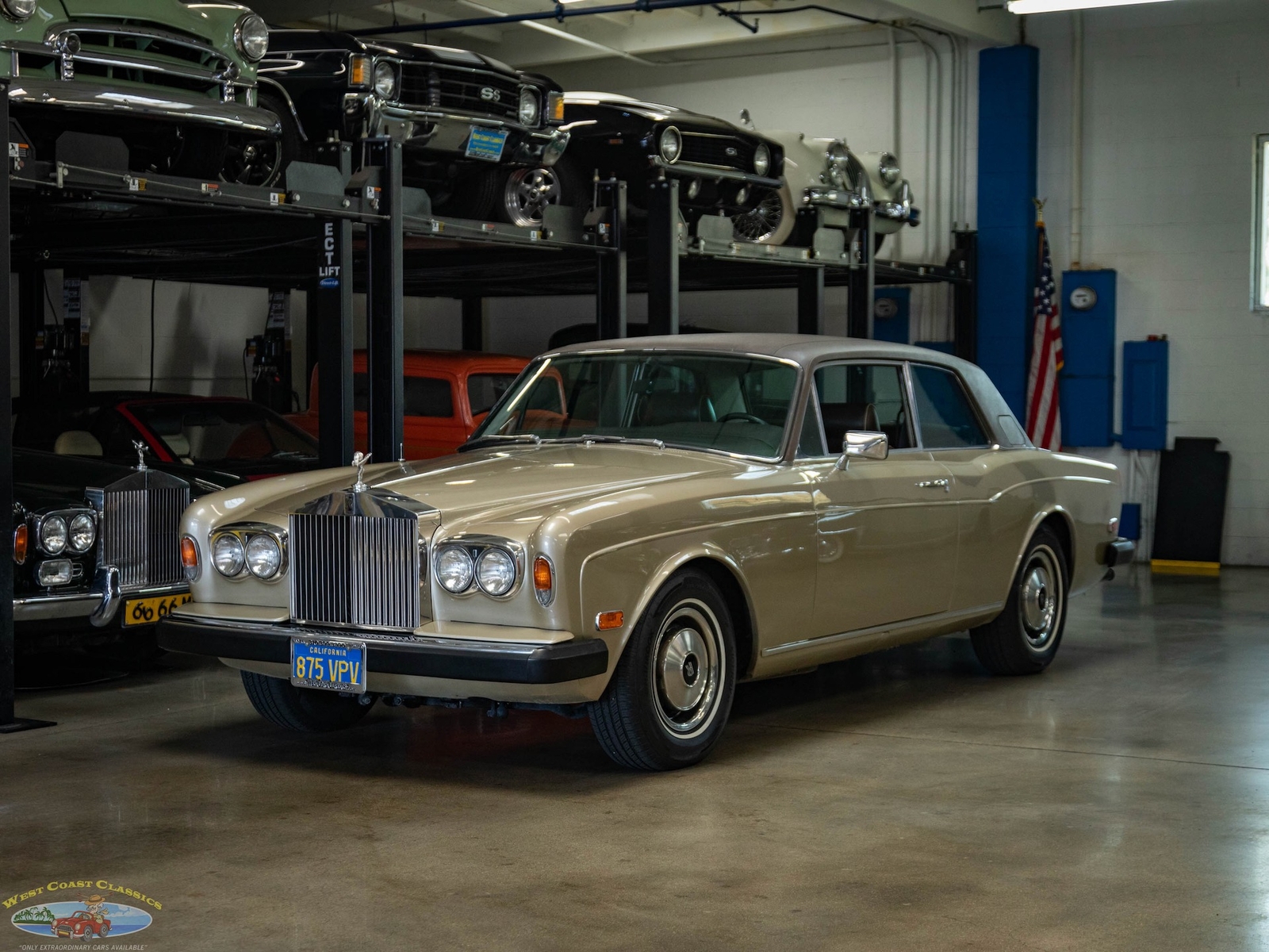 Rolls-Royce-Corniche-2-Door-1978-2-Door-Coupe