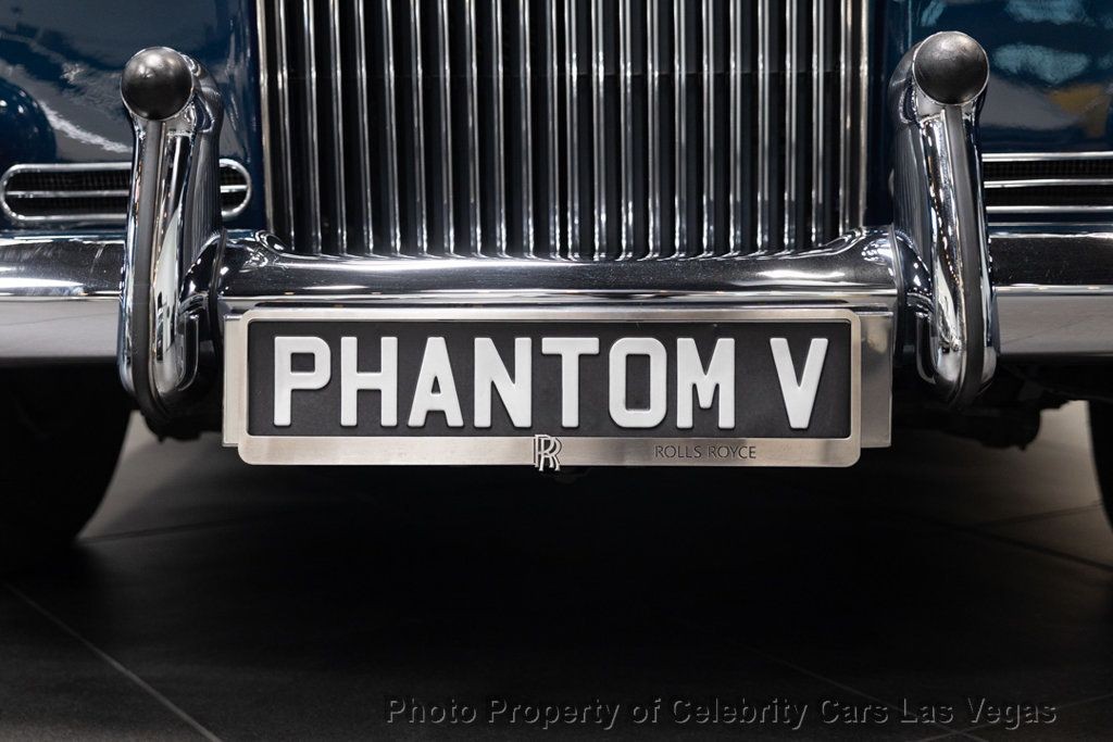 Rolls-Royce-Phantom-1962-Sedan-10