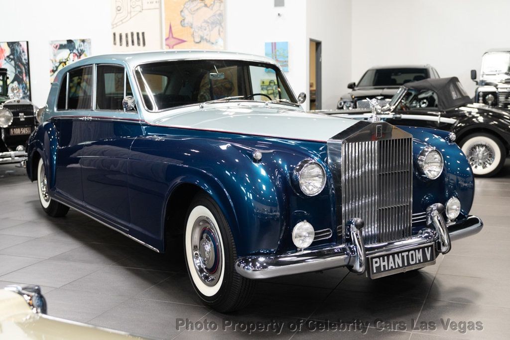 Rolls-Royce-Phantom-1962-Sedan-3