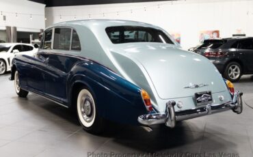 Rolls-Royce-Phantom-1962-Sedan-6