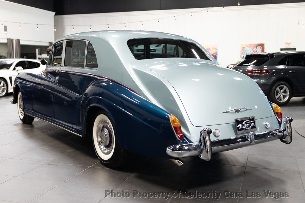 Rolls-Royce-Phantom-1962-Sedan-6