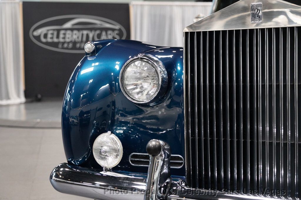 Rolls-Royce-Phantom-1962-Sedan-8