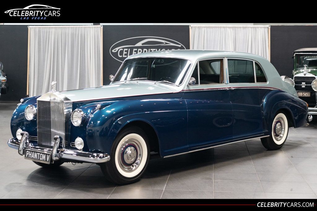 Rolls-Royce-Phantom-1962-Sedan