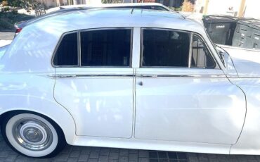 Rolls-Royce-Silver-Cloud-III-1964-Luxury-Sedan-11