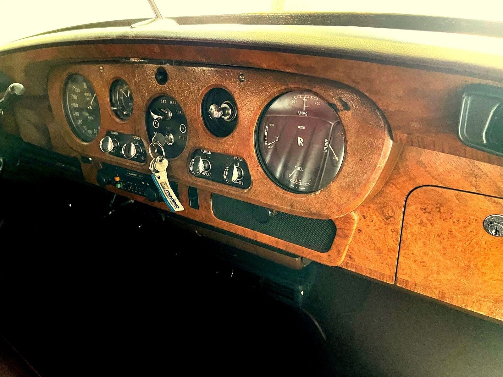 Rolls-Royce-Silver-Cloud-III-1964-Luxury-Sedan-14