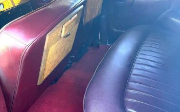 Rolls-Royce-Silver-Cloud-III-1964-Luxury-Sedan-18