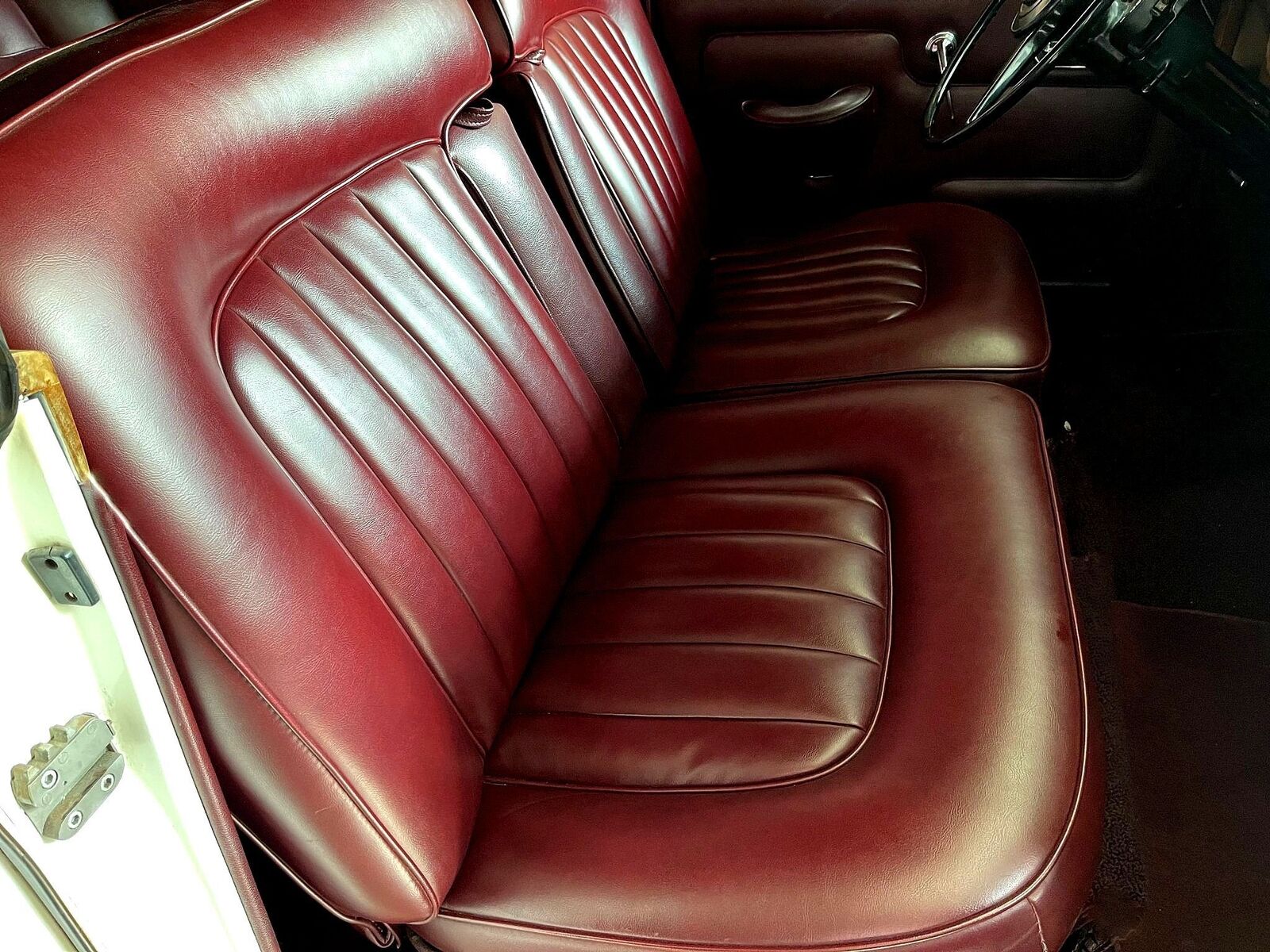 Rolls-Royce-Silver-Cloud-III-1964-Luxury-Sedan-19