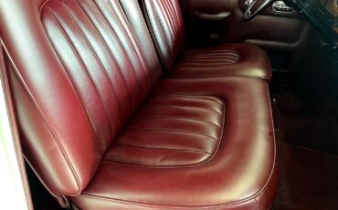 Rolls-Royce-Silver-Cloud-III-1964-Luxury-Sedan-20