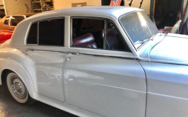 Rolls-Royce-Silver-Cloud-III-1964-Luxury-Sedan-26