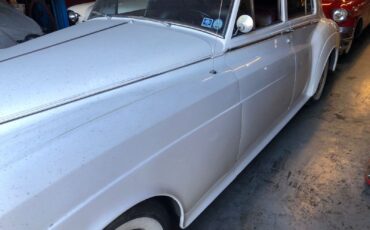 Rolls-Royce-Silver-Cloud-III-1964-Luxury-Sedan-28
