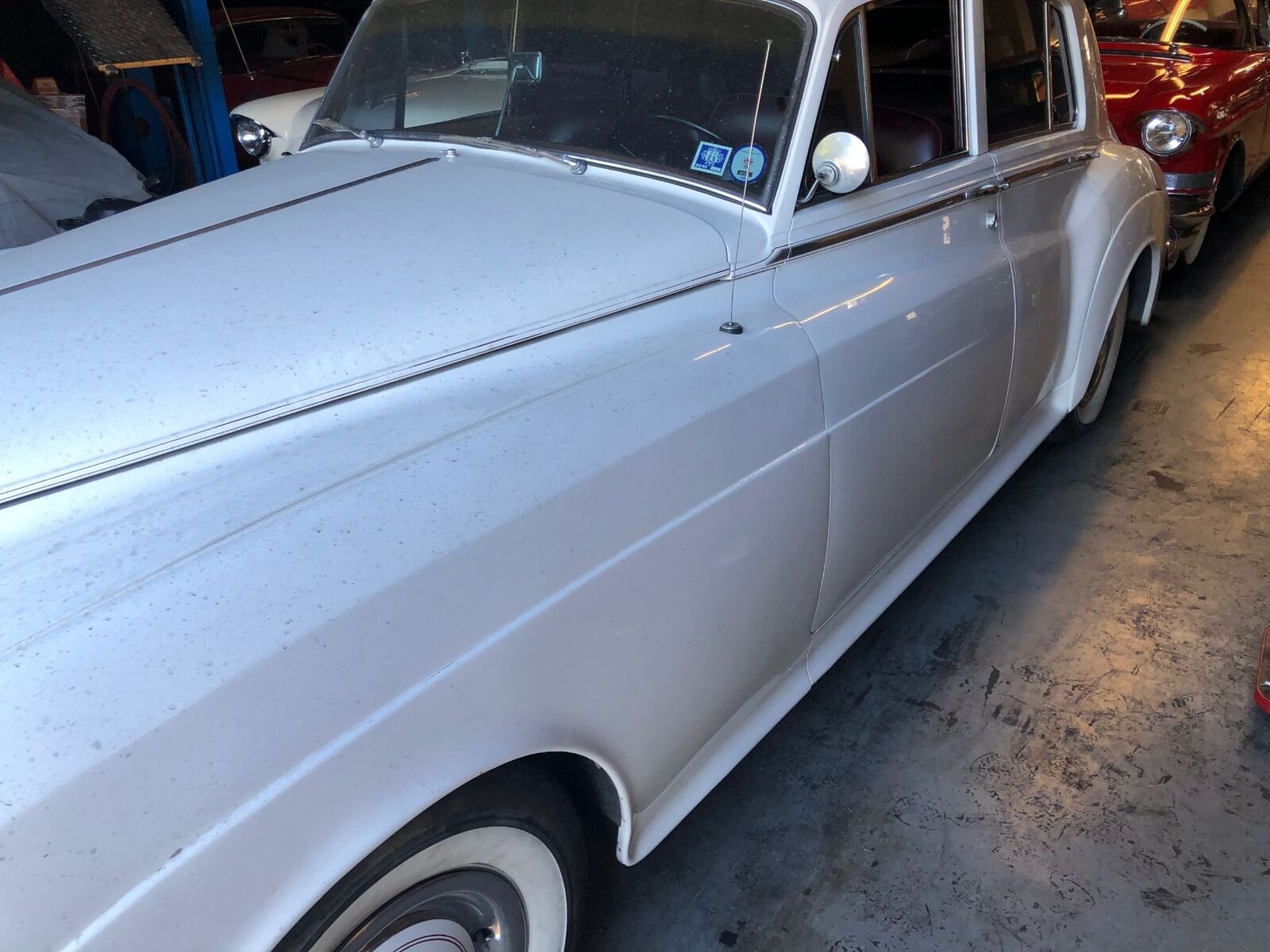 Rolls-Royce-Silver-Cloud-III-1964-Luxury-Sedan-28