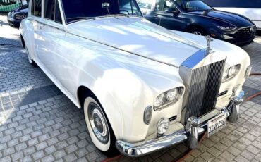 Rolls-Royce-Silver-Cloud-III-1964-Luxury-Sedan-4