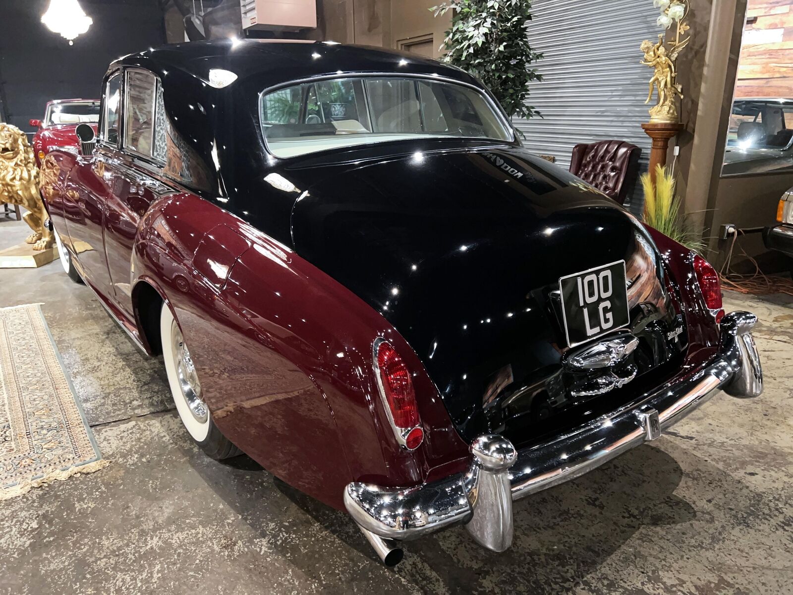 Rolls-Royce-Silver-Cloud-III-1965-Sedan-11