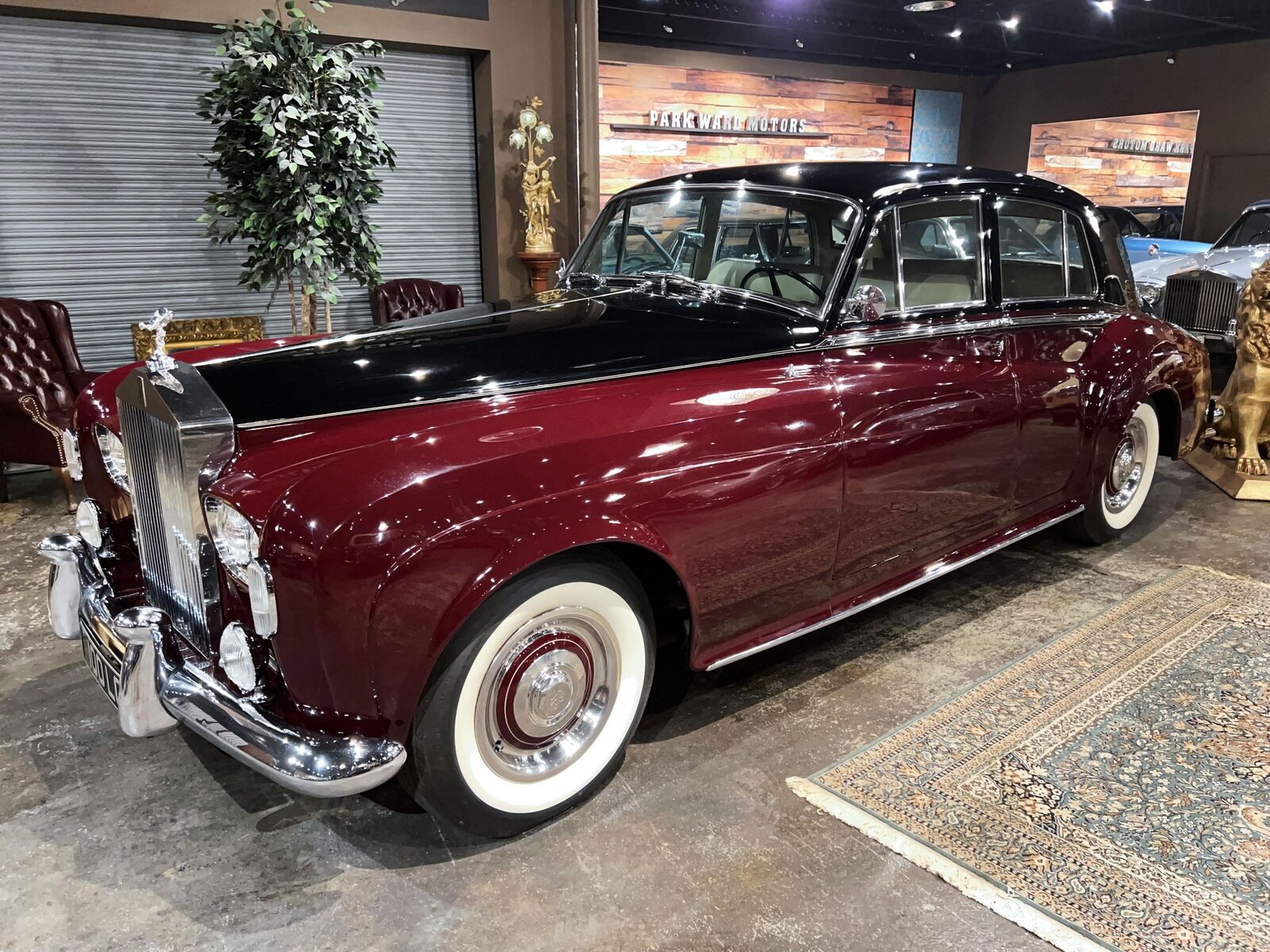 Rolls-Royce-Silver-Cloud-III-1965-Sedan-15