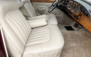 Rolls-Royce-Silver-Cloud-III-1965-Sedan-27