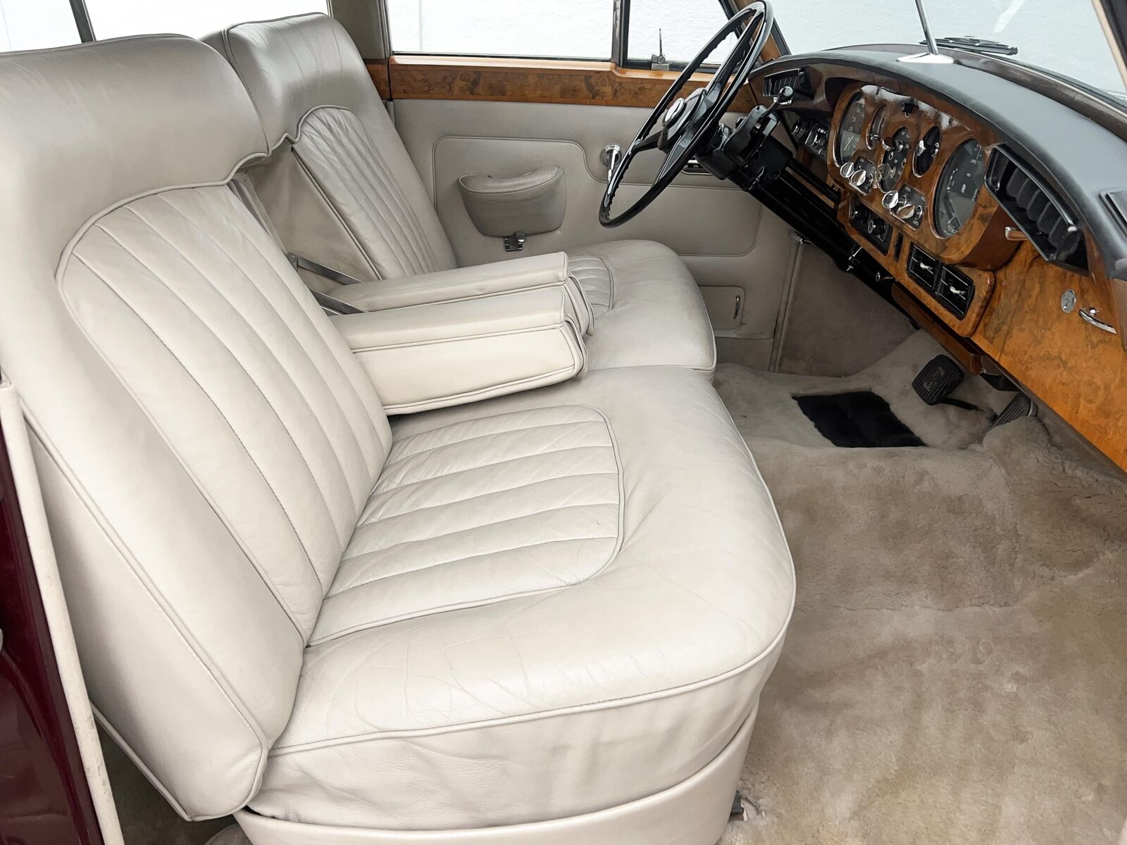 Rolls-Royce-Silver-Cloud-III-1965-Sedan-27