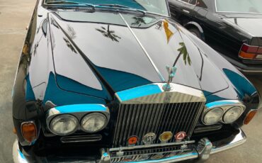 Rolls-Royce-Silver-Shadow-1968-Sedan-1