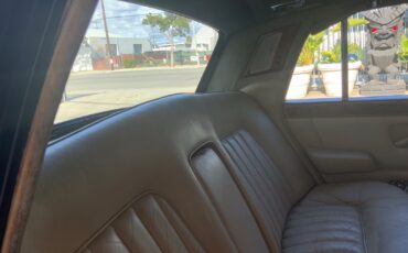 Rolls-Royce-Silver-Shadow-1968-Sedan-15