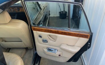 Rolls-Royce-Silver-Shadow-1968-Sedan-19