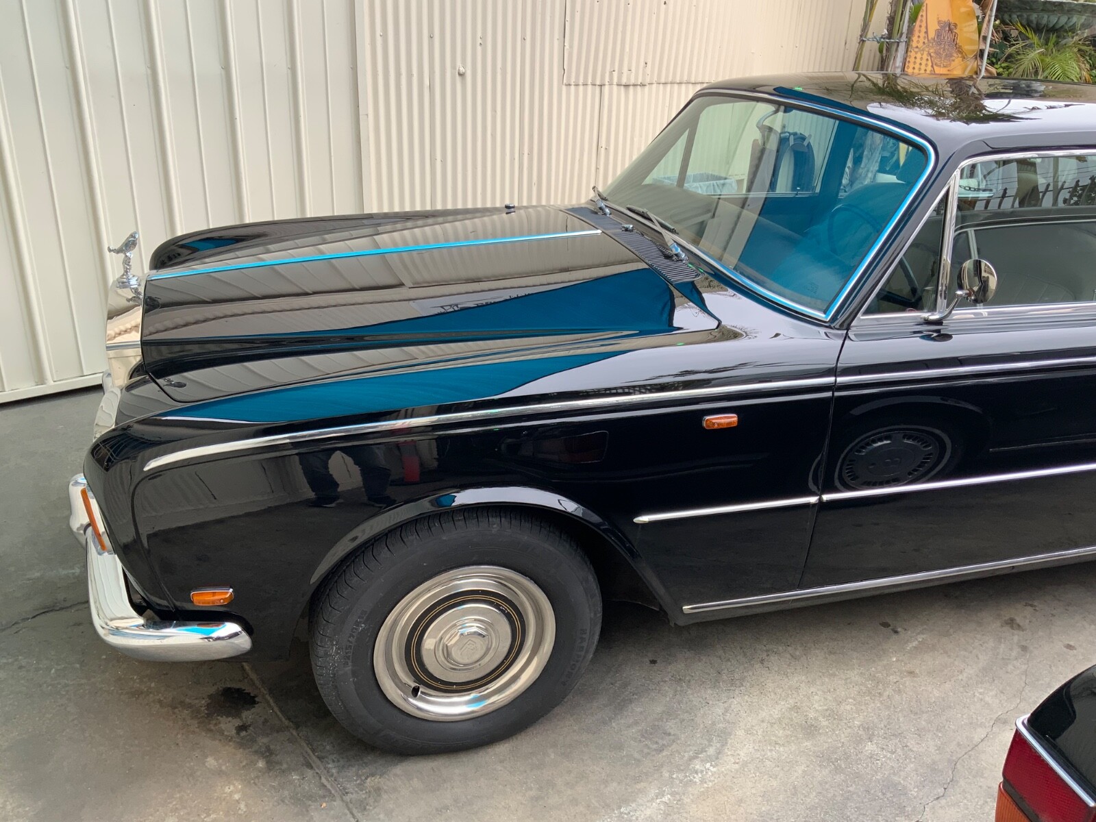Rolls-Royce-Silver-Shadow-1968-Sedan-7