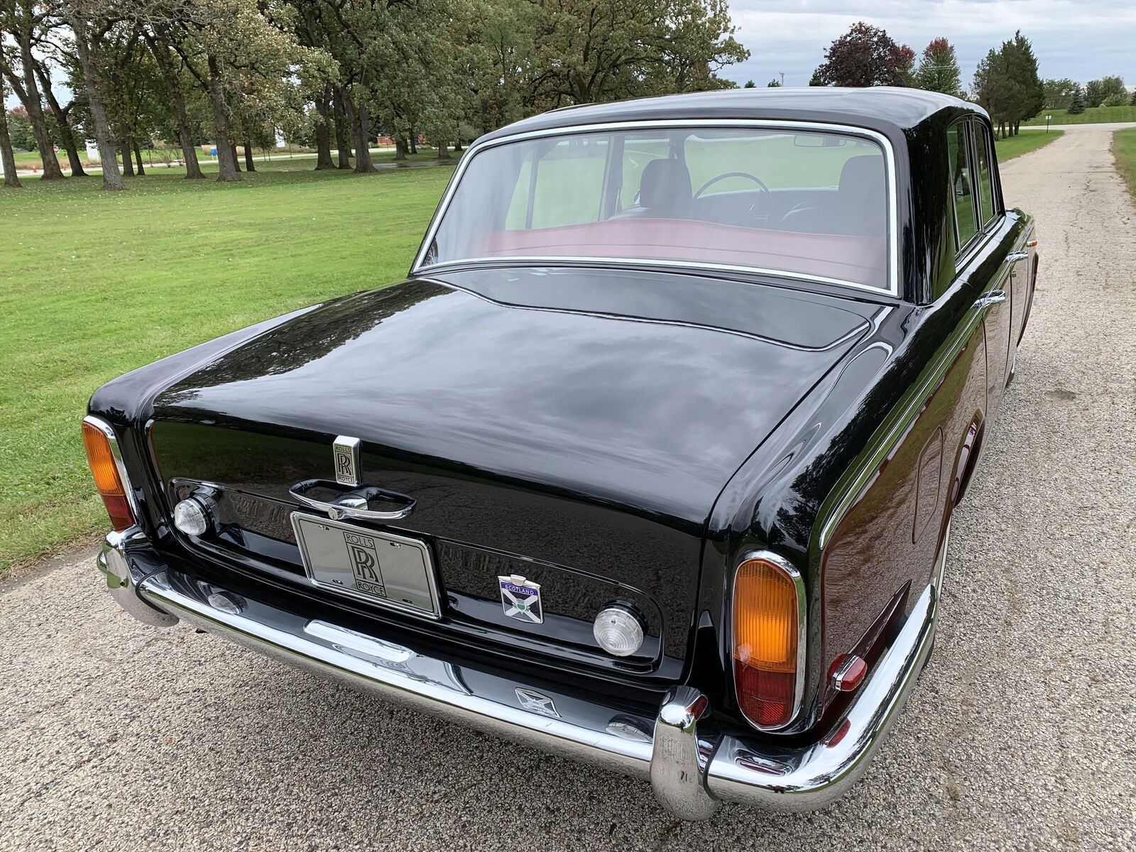Rolls-Royce-Silver-Shadow-1969-Sedan-11